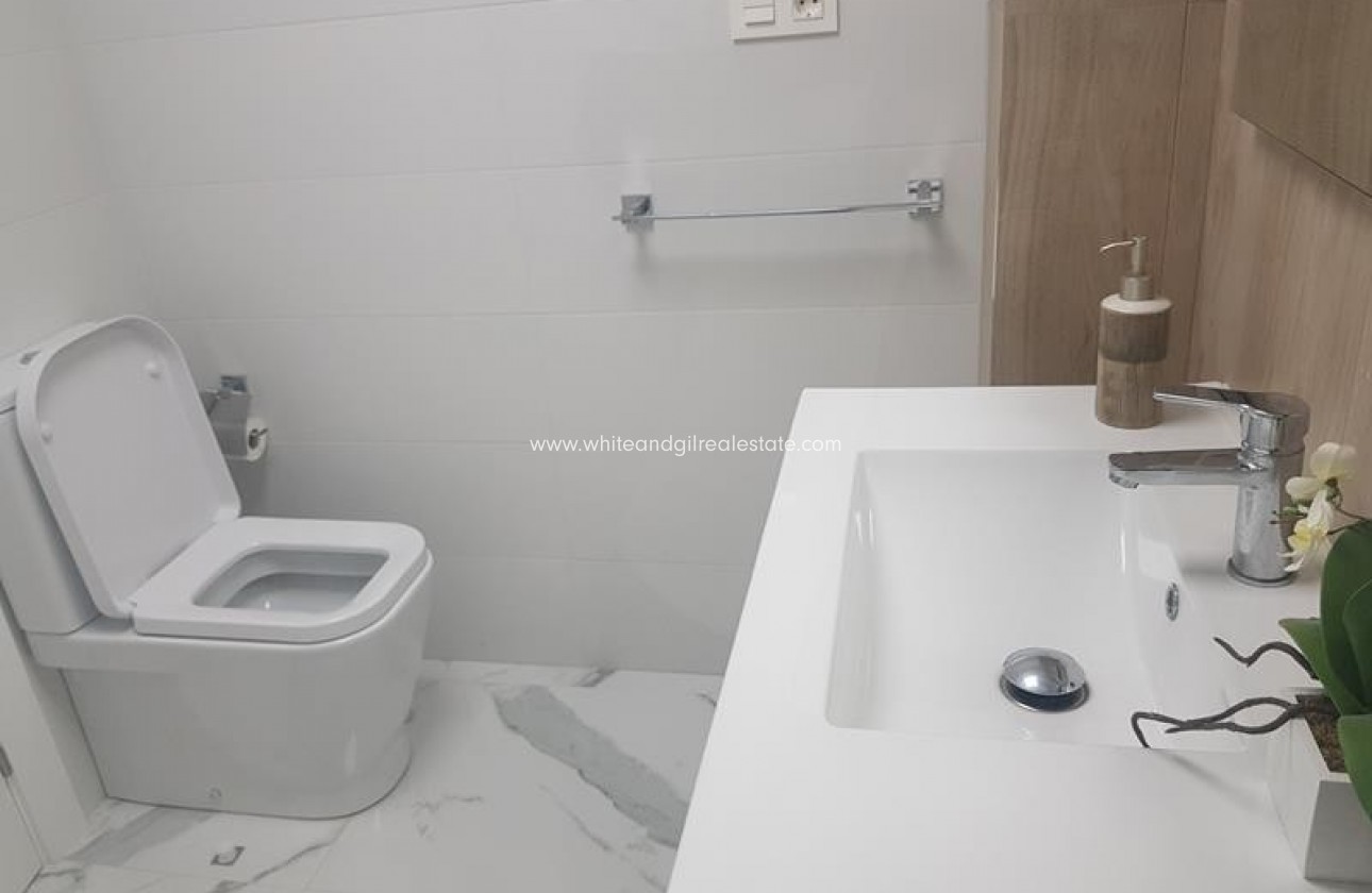 Sale - Villa  - Benijofar