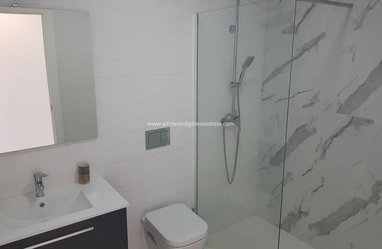 Sale - Villa  - Benijofar