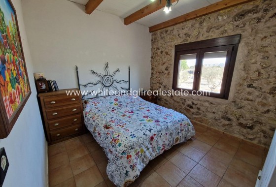 Venta - Chalet / Villa - Villena