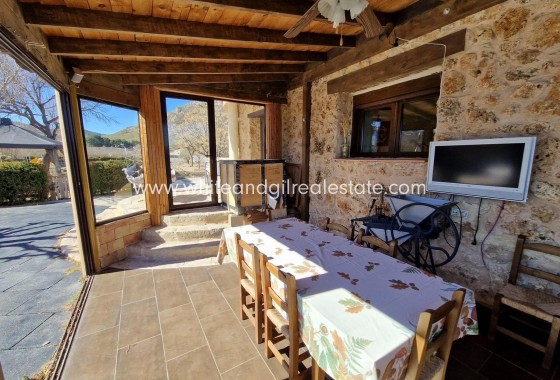 Venta - Chalet / Villa - Villena