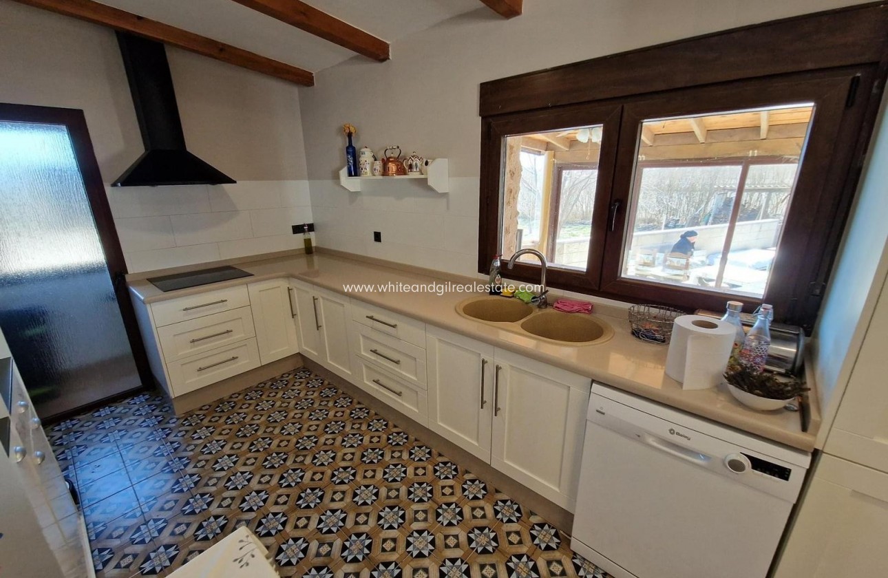 Venta - Chalet / Villa - Villena