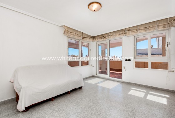 Sale - Penthouse - Torrevieja - Centro