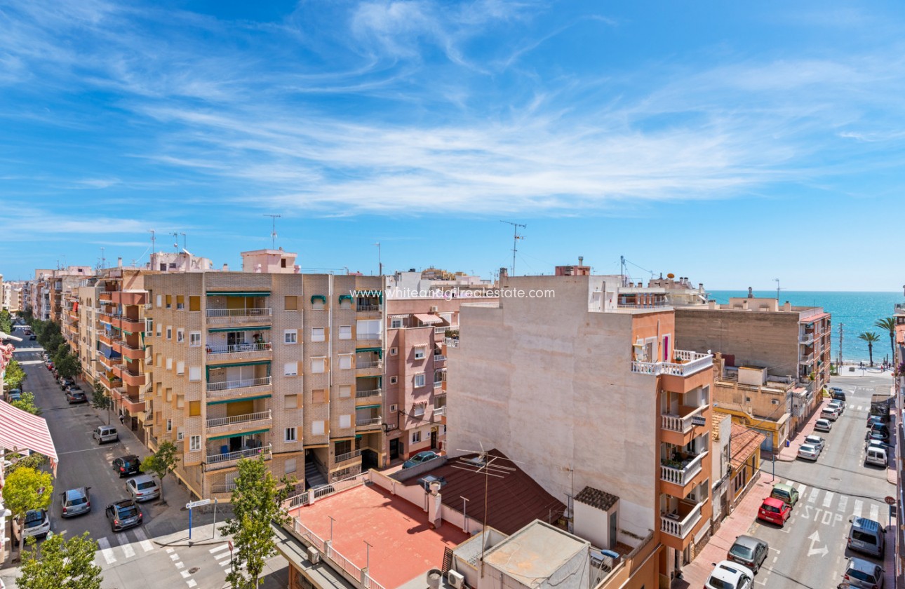 Sale - Penthouse - Torrevieja - Centro