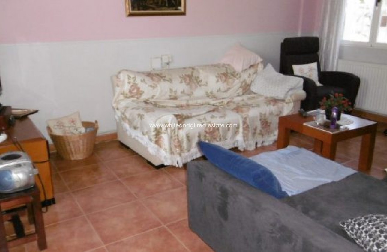 Sale - Villa  - Yecla