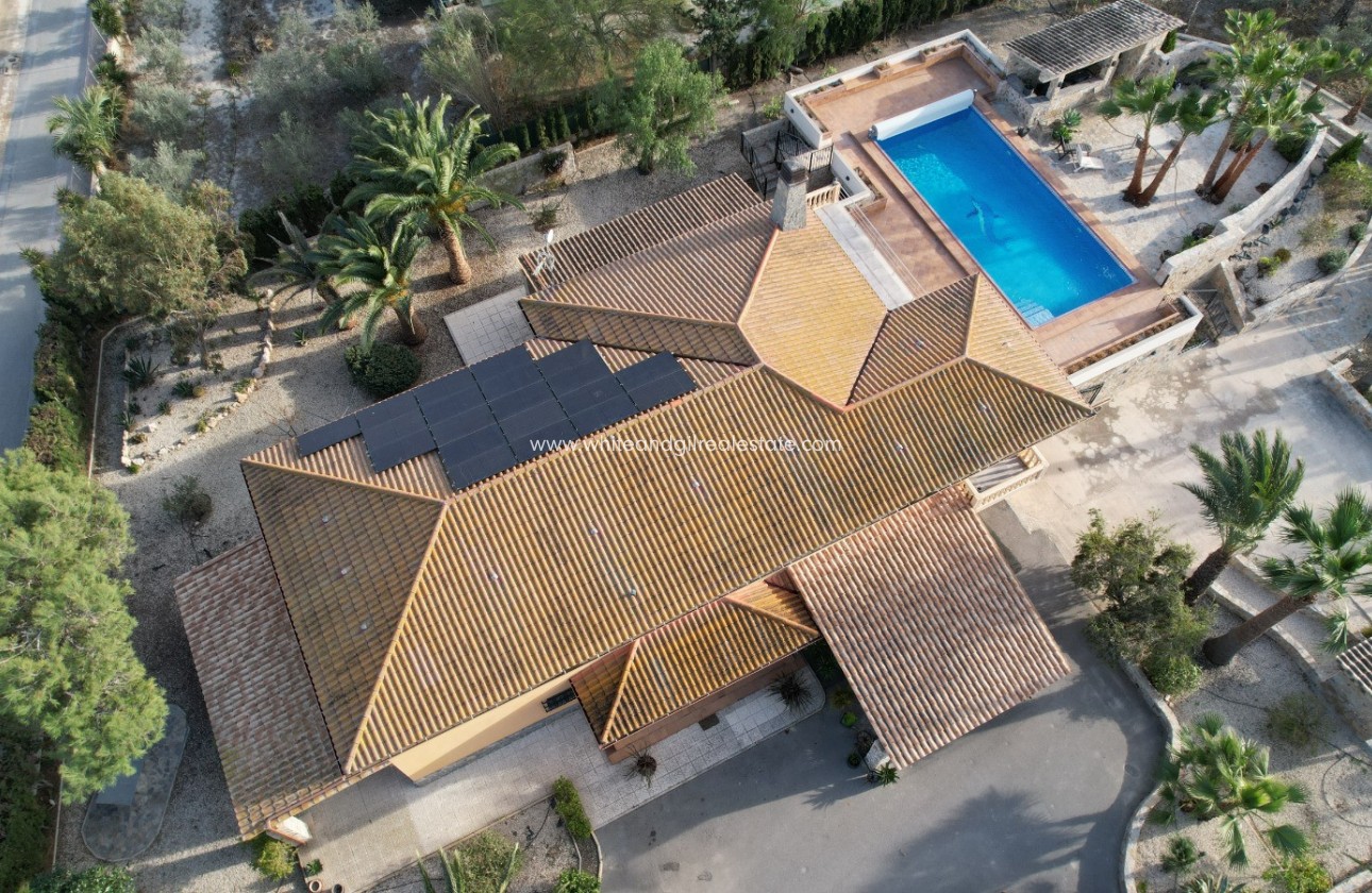 Sale - Villa  - Elche - Center