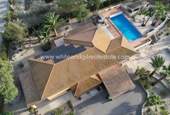 Sale - Villa  - Elche - Center