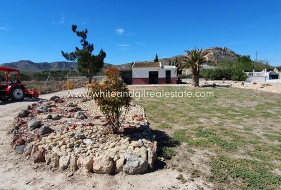 Sale - Country house  - Villena