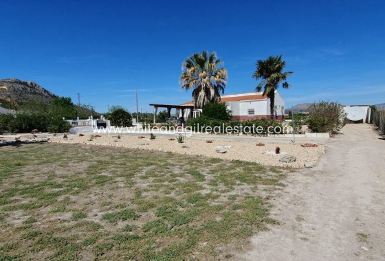 Sale - Country house  - Villena