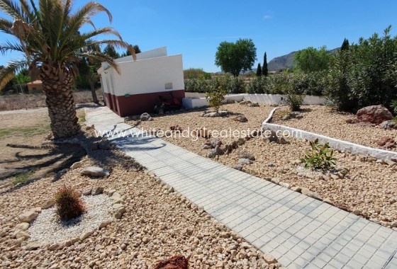 Sale - Country house  - Villena