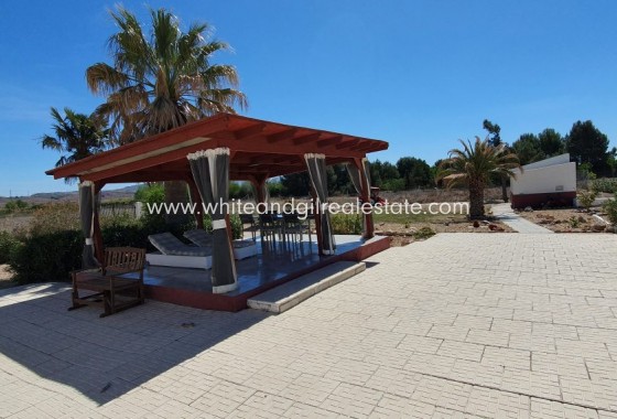 Sale - Country house  - Villena