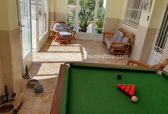 Sale - Country house  - Villena