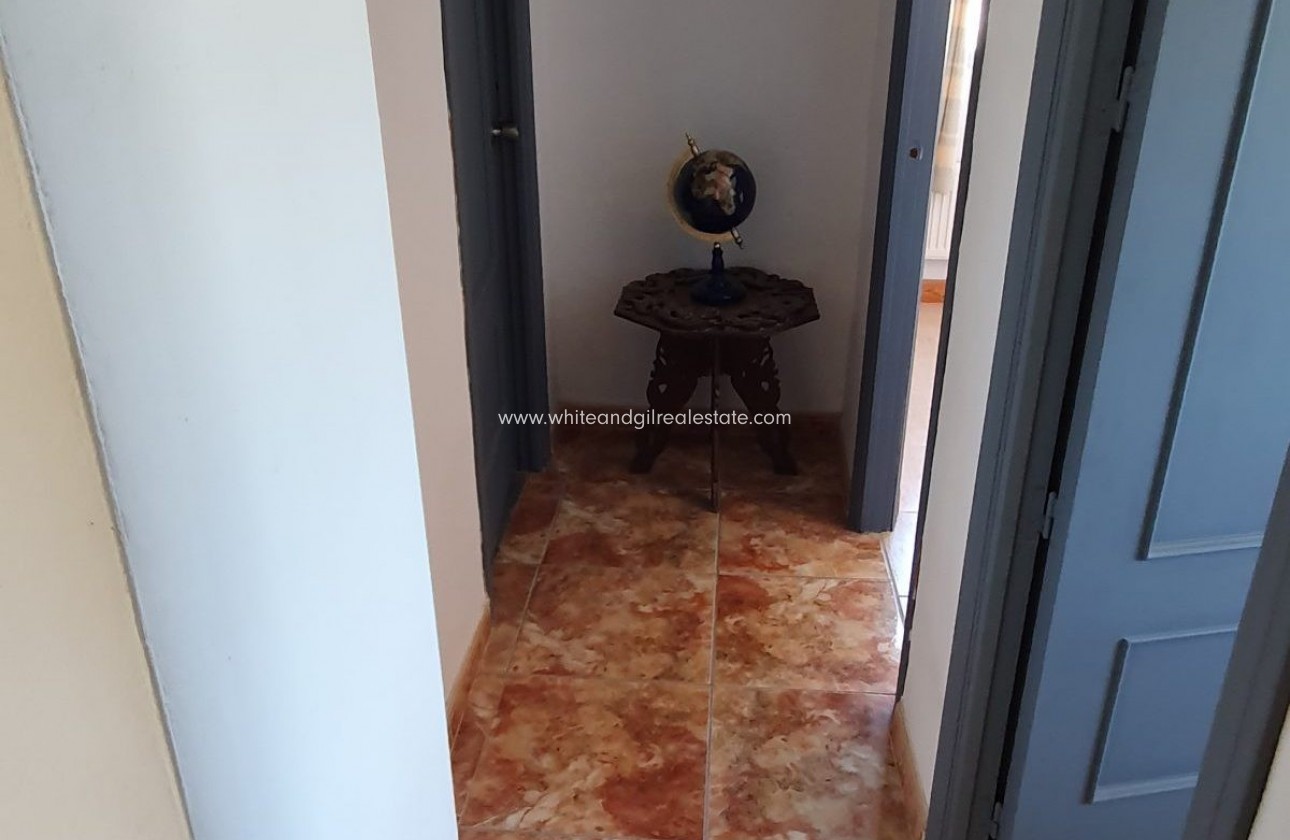 Sale - Country house  - Villena