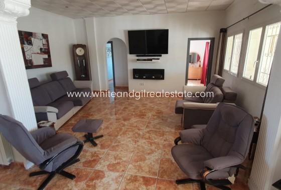 Sale - Country house  - Villena