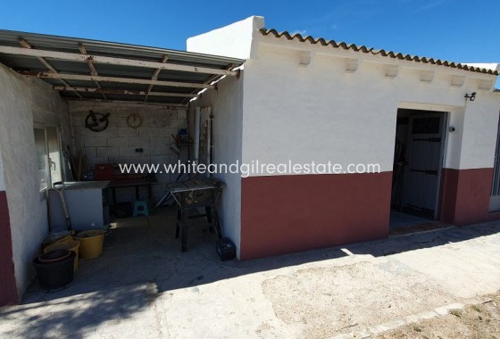 Sale - Country house  - Villena