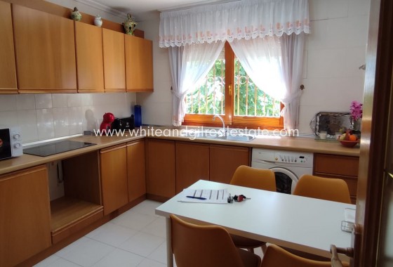 Alquiler a largo plazo - Bungalow - Sax