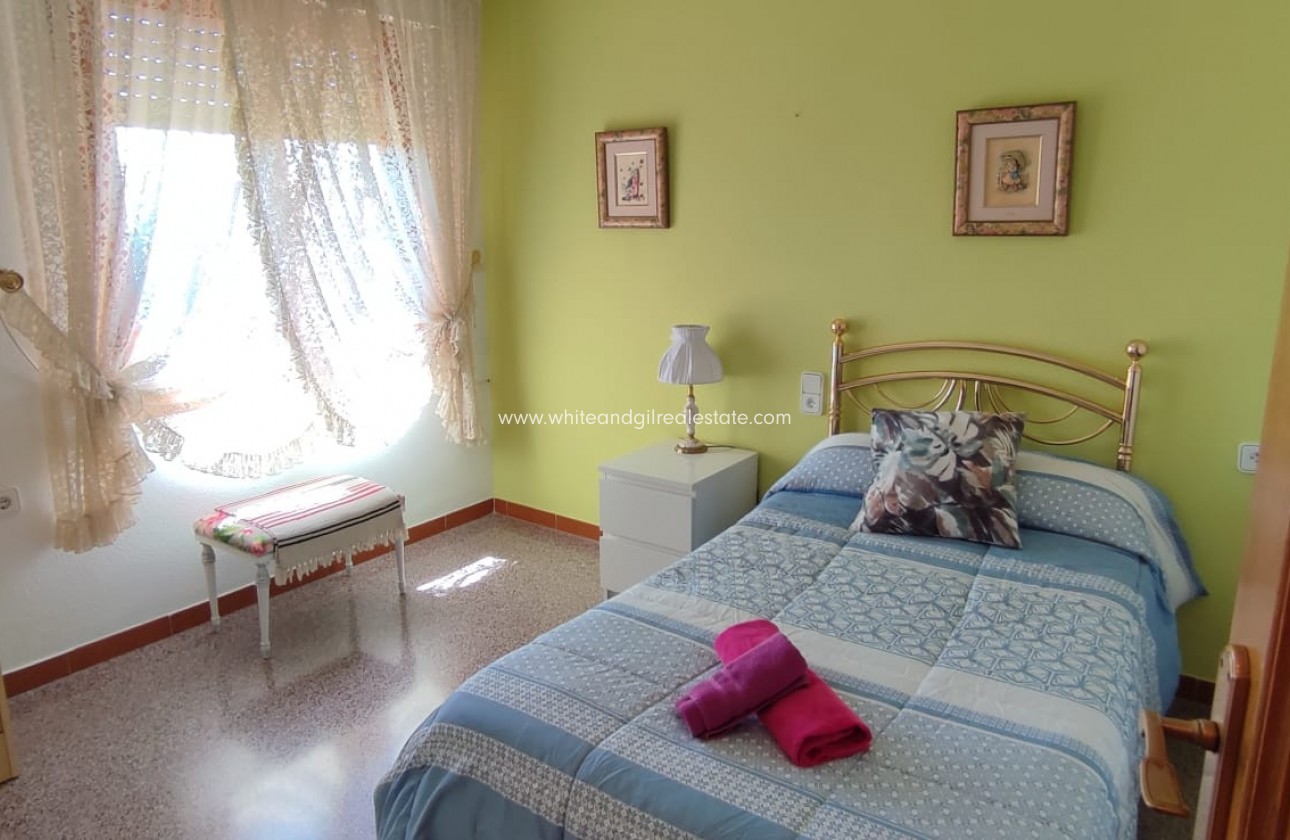 Alquiler a largo plazo - Bungalow - Sax