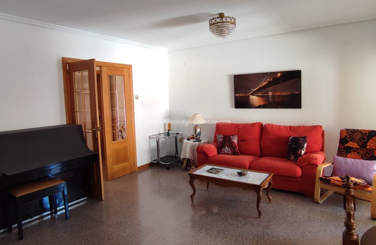 Alquiler a largo plazo - Bungalow - Sax