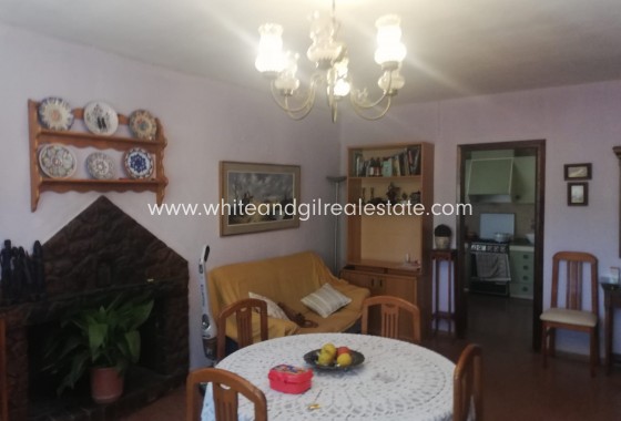 Sale - Country house  - Yecla