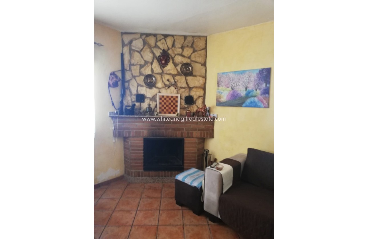 Sale - Country house  - Yecla