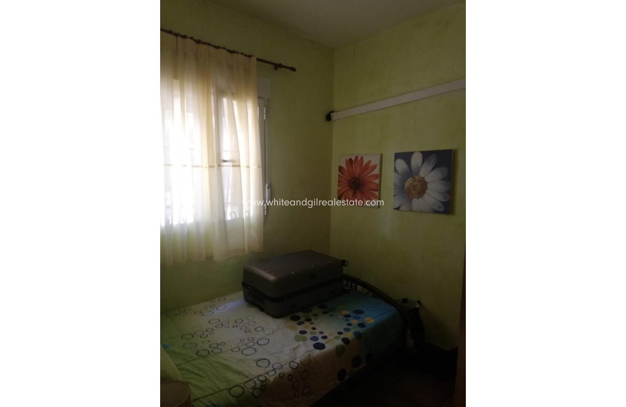 Sale - Country house  - Yecla