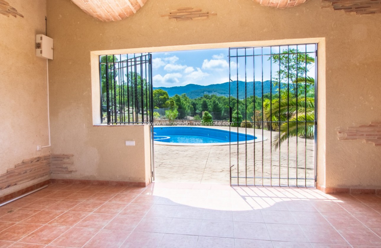 Sale - Country house  - Ibi