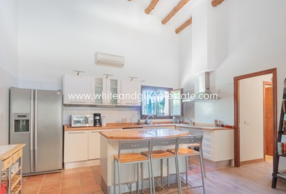 Sale - Country house  - Ibi