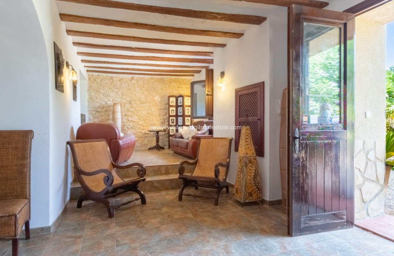 Sale - Country house  - Ibi