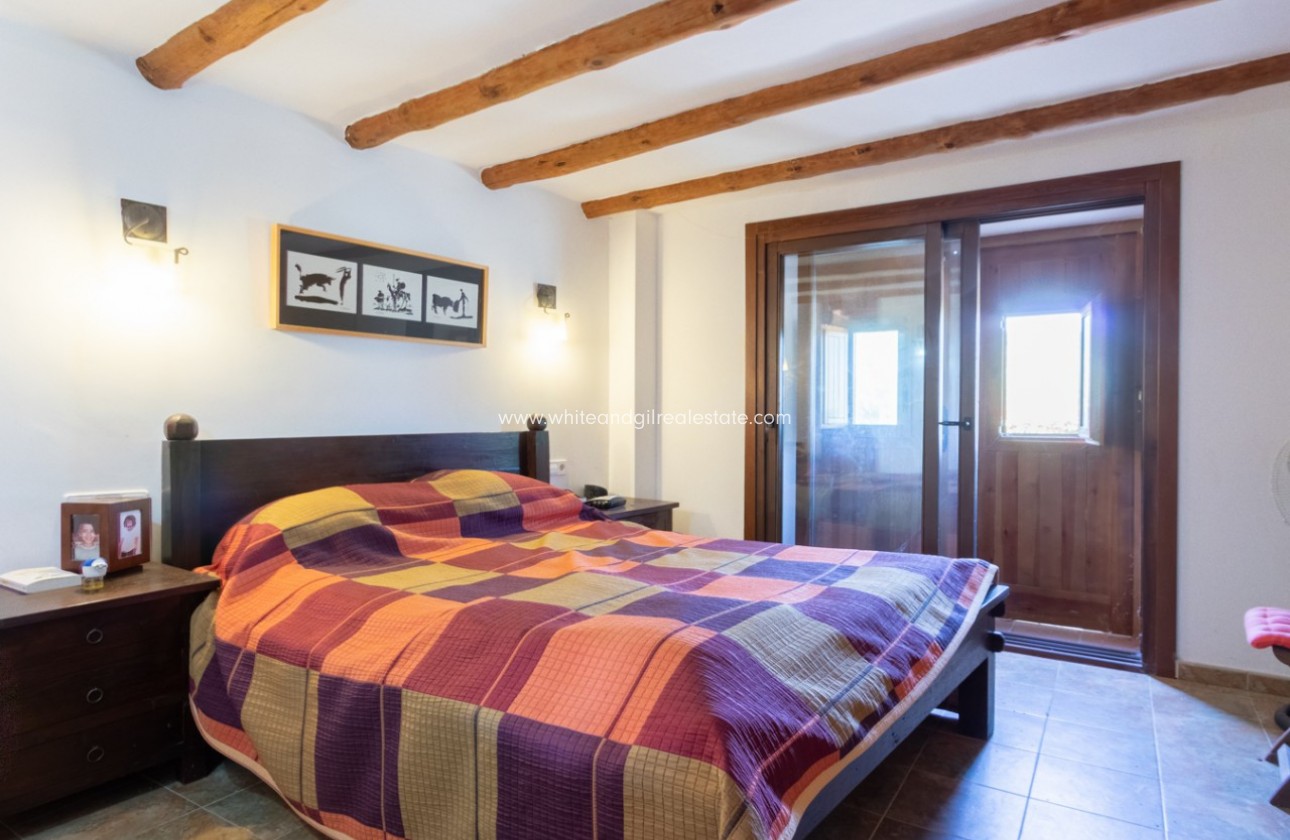 Sale - Country house  - Ibi