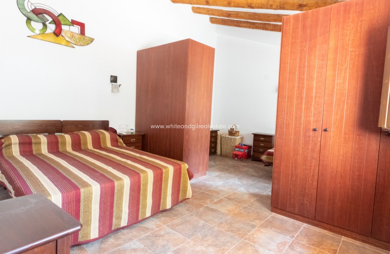 Sale - Country house  - Ibi