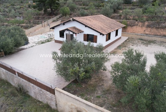 Sale - Villa  - Castalla