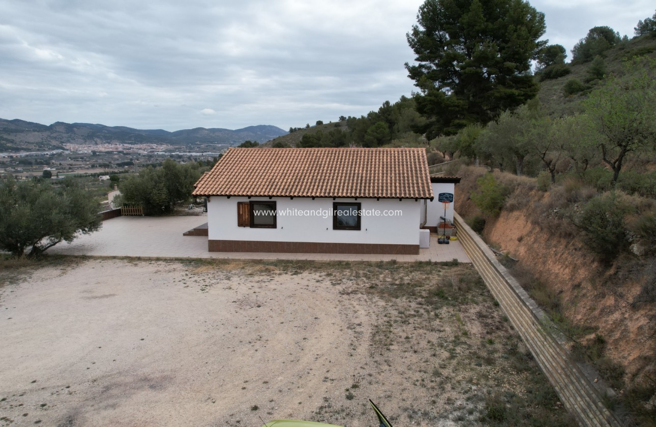 Sale - Villa  - Castalla