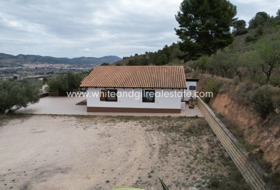 Sale - Villa  - Castalla