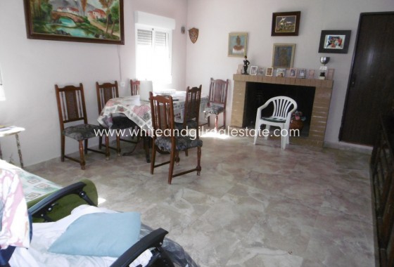 Sale - Villa  - Yecla