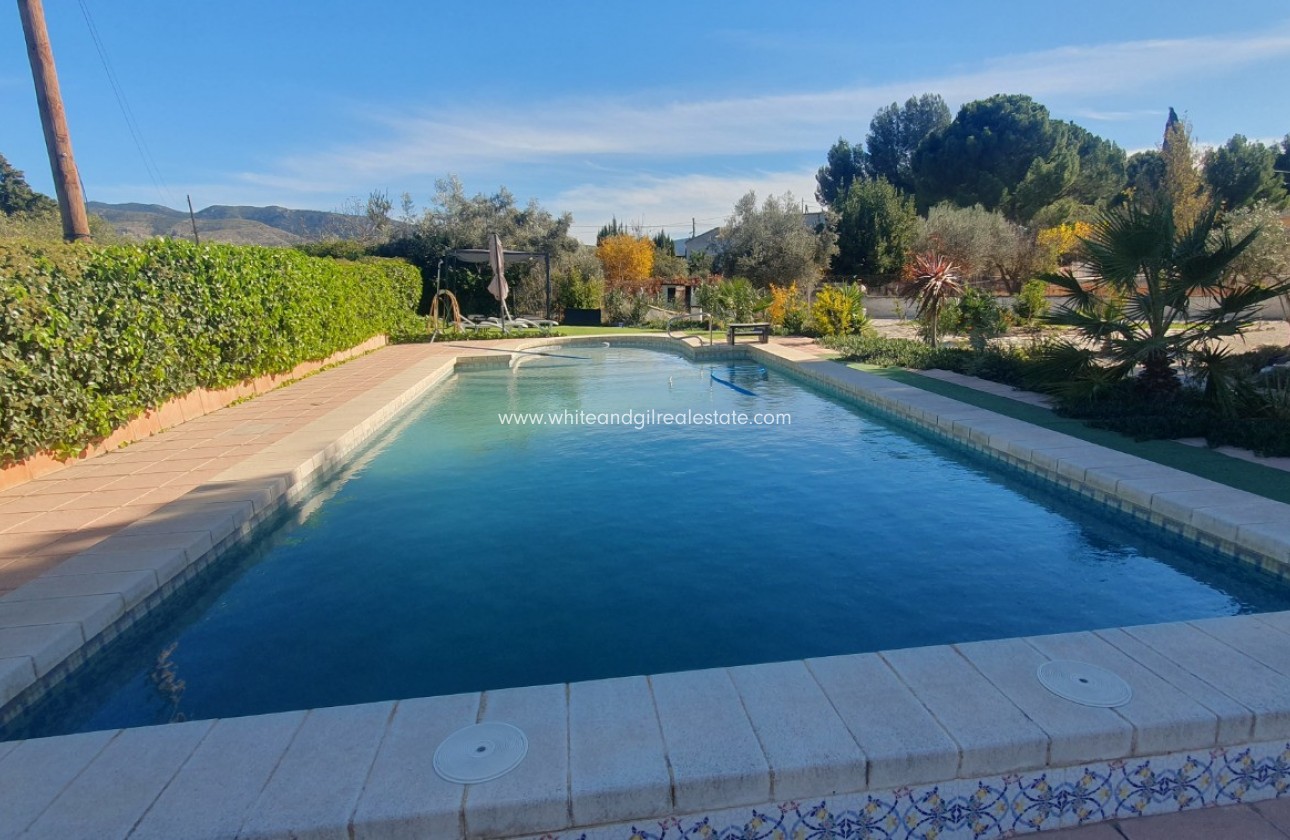 Venta - Casa de campo - Sax