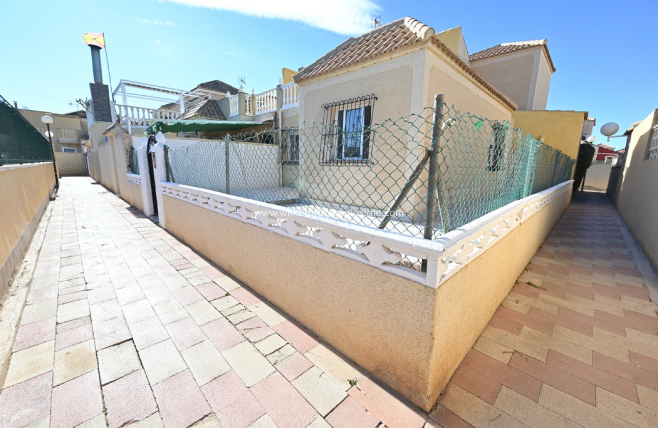 Sale - Townhouse - Torrevieja - Centro