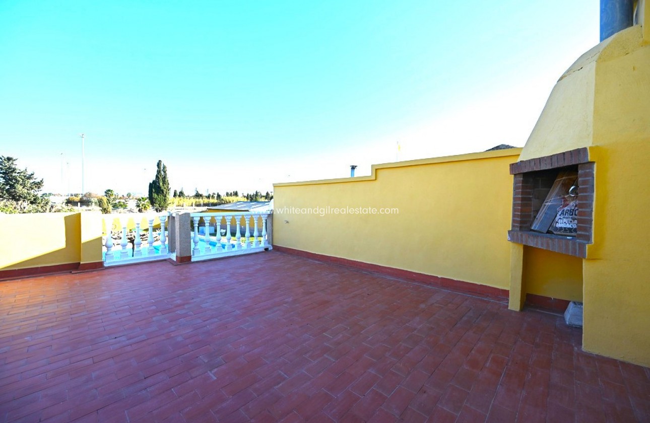 Sale - Townhouse - Torrevieja - Centro