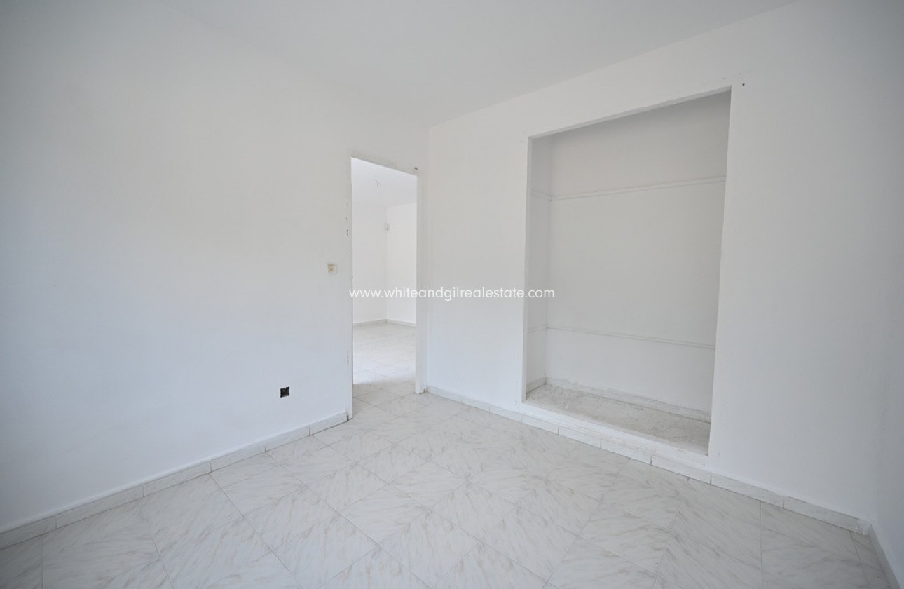 Sale - Townhouse - Torrevieja - Centro