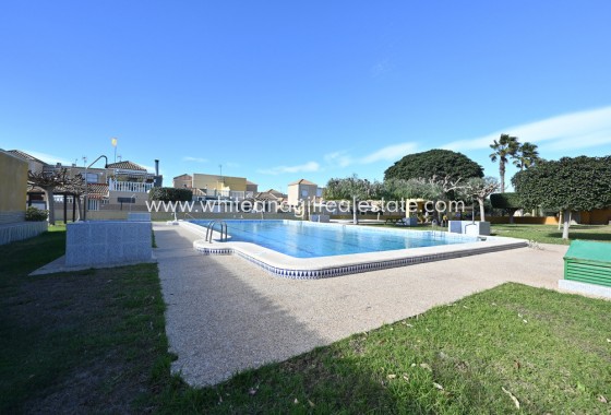 Sale - Townhouse - Torrevieja - Centro