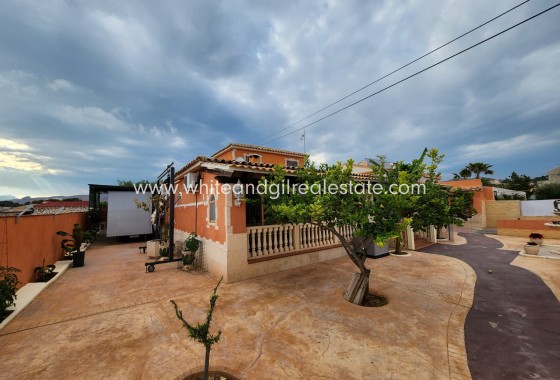 Sale - Villa  - San Vicente del Raspeig - Sol y Luz