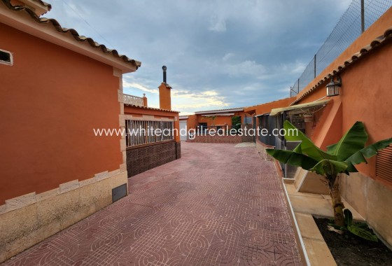 Sale - Villa  - San Vicente del Raspeig - Sol y Luz