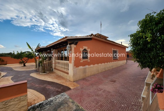 Sale - Villa  - San Vicente del Raspeig - Sol y Luz