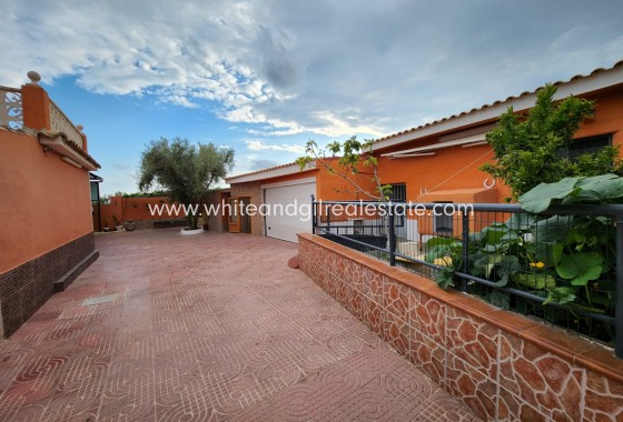 Sale - Villa  - San Vicente del Raspeig - Sol y Luz