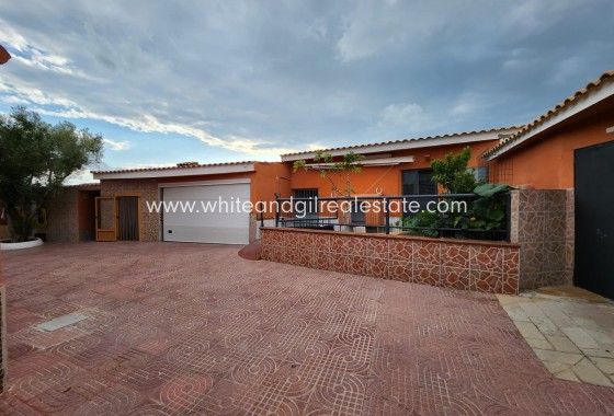 Sale - Villa  - San Vicente del Raspeig - Sol y Luz