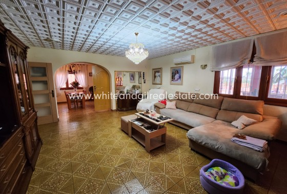 Sale - Villa  - San Vicente del Raspeig - Sol y Luz