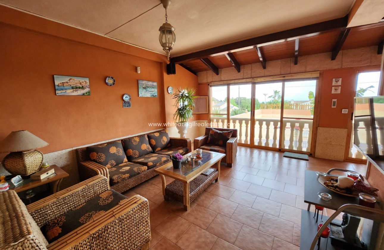 Sale - Villa  - San Vicente del Raspeig - Sol y Luz