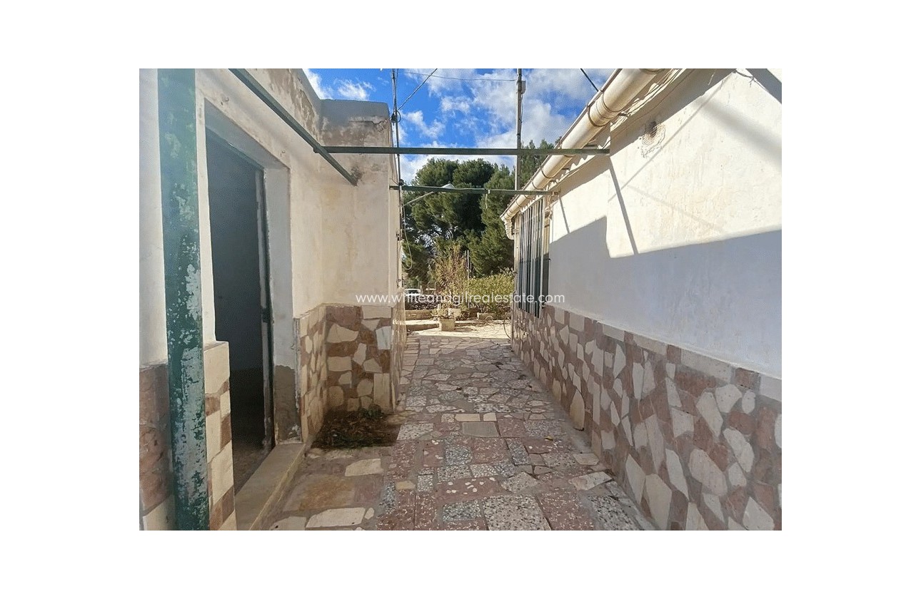 Sale - Renovation - La Romana