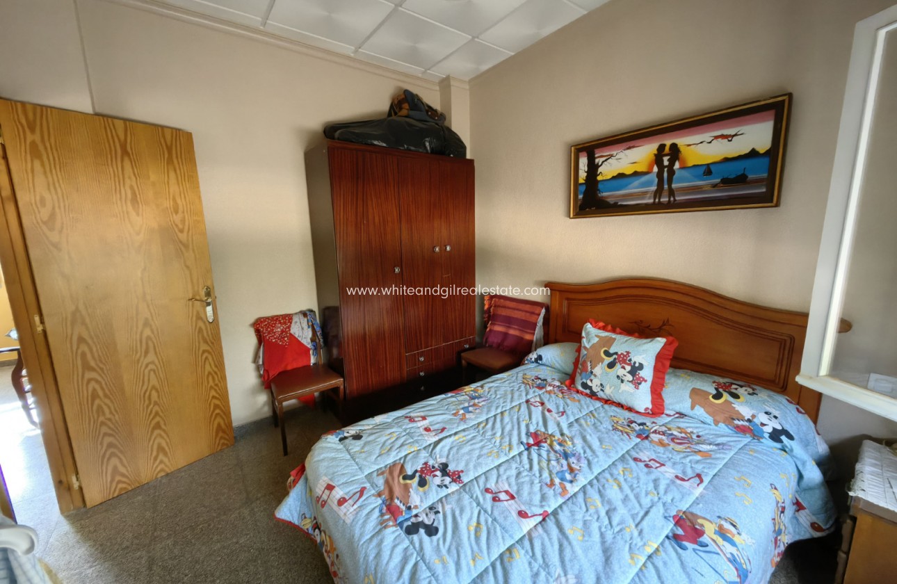 Sale - Country house  - Pinoso