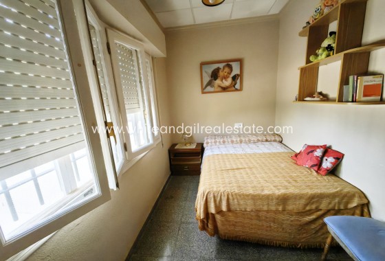 Sale - Country house  - Pinoso
