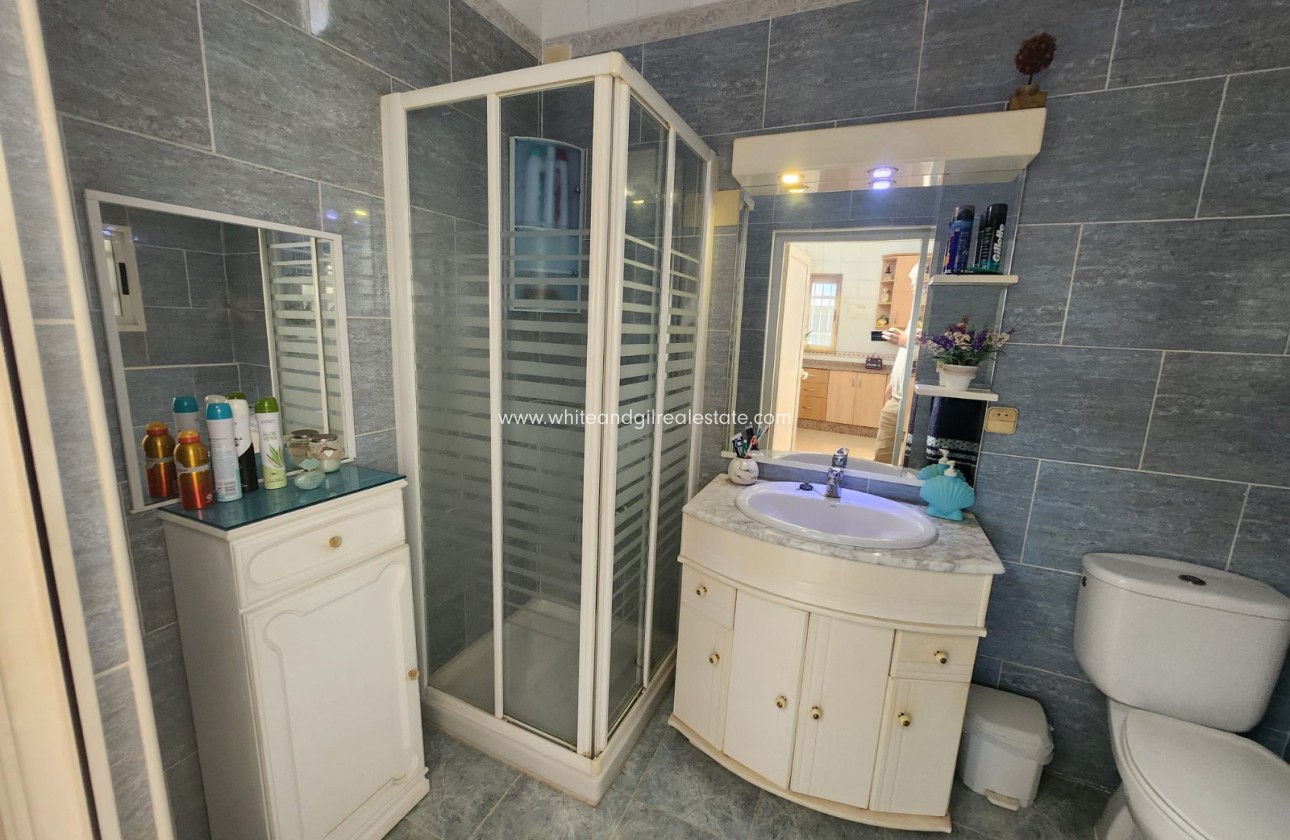 Revente - Villa  - Villena