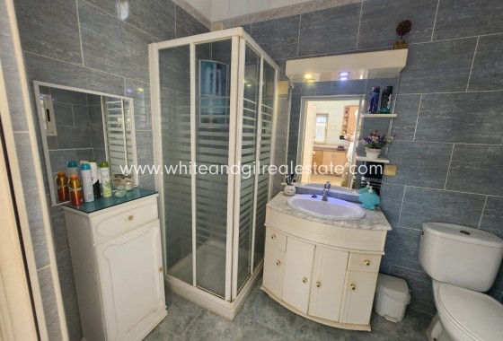 Revente - Villa  - Villena